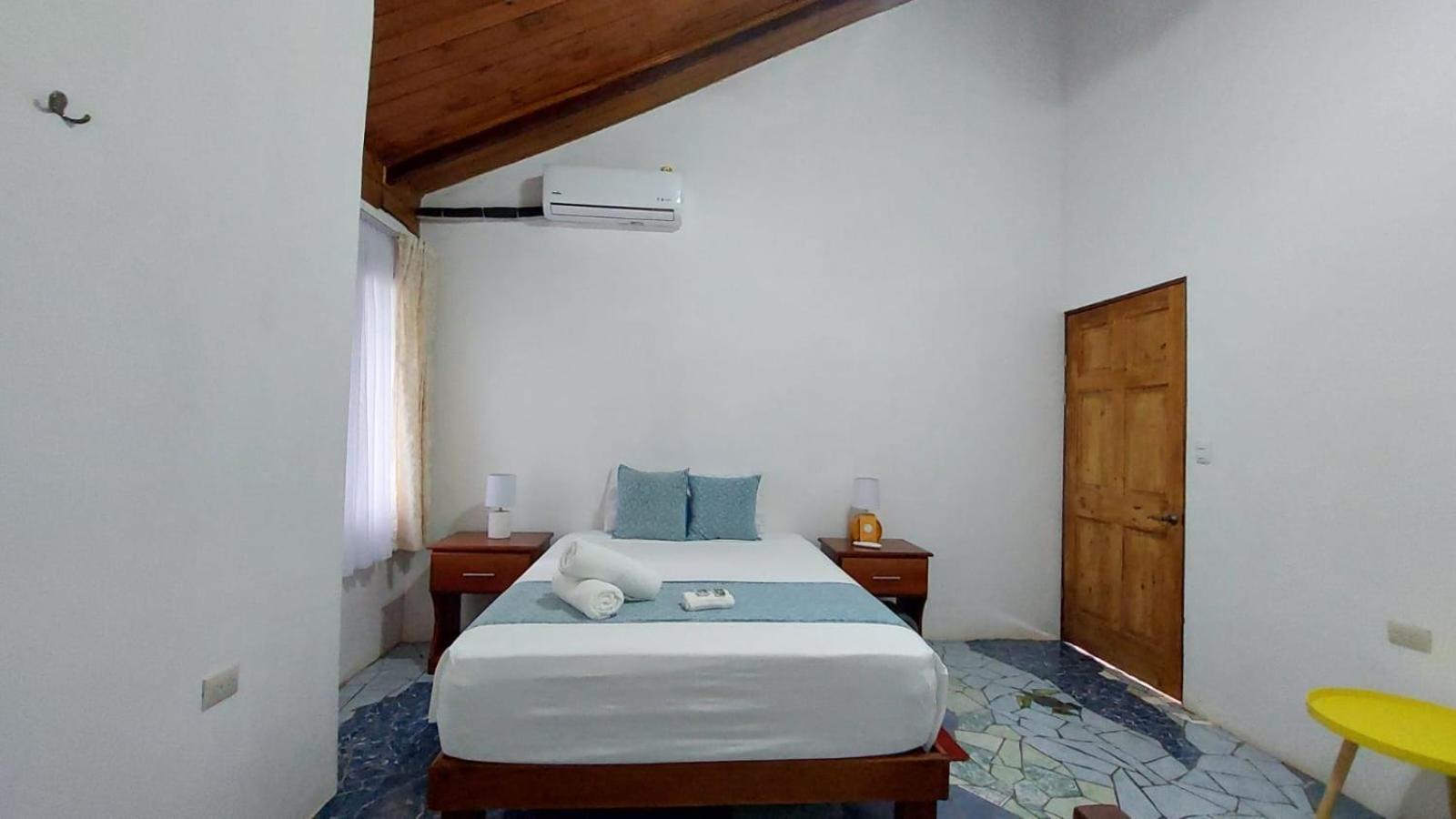 Casa Thirema Tortuguero Hotel Kültér fotó