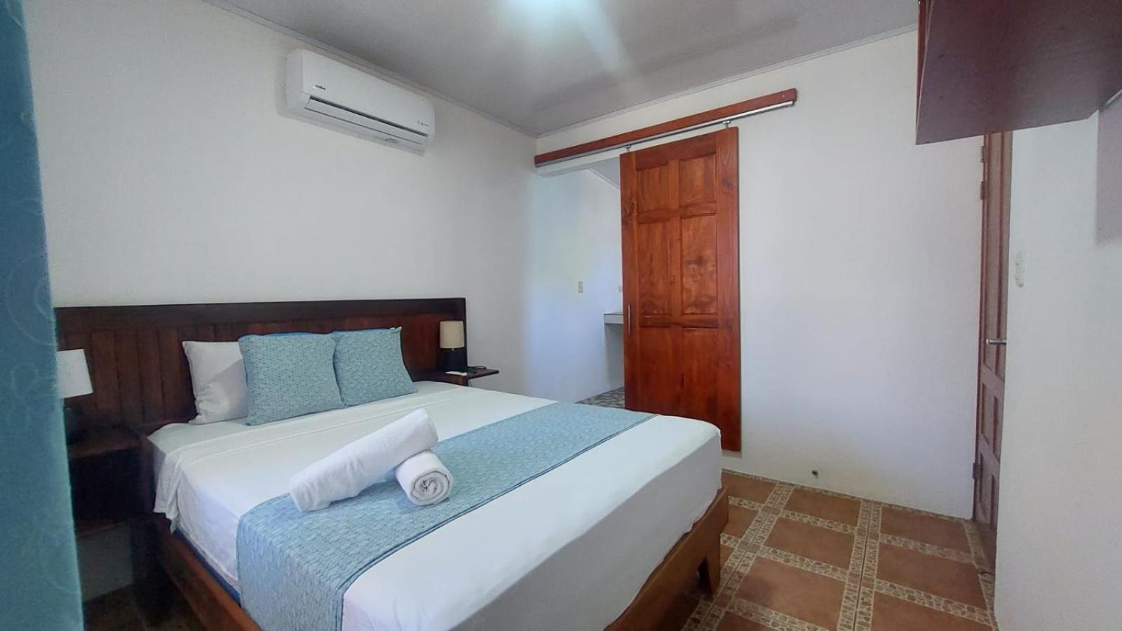 Casa Thirema Tortuguero Hotel Kültér fotó