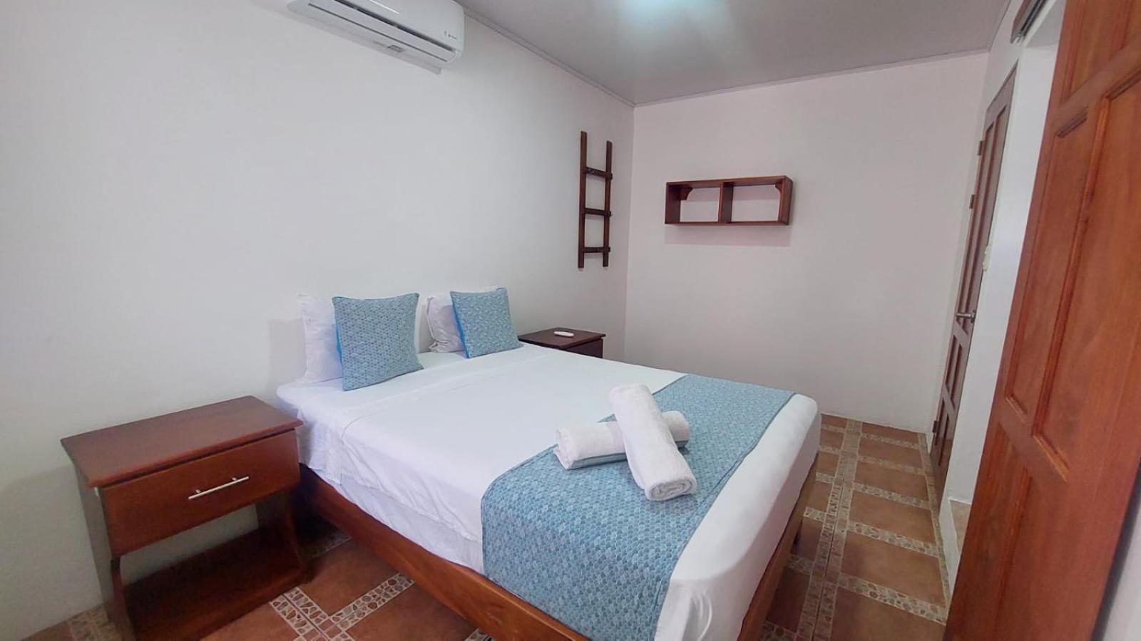 Casa Thirema Tortuguero Hotel Kültér fotó
